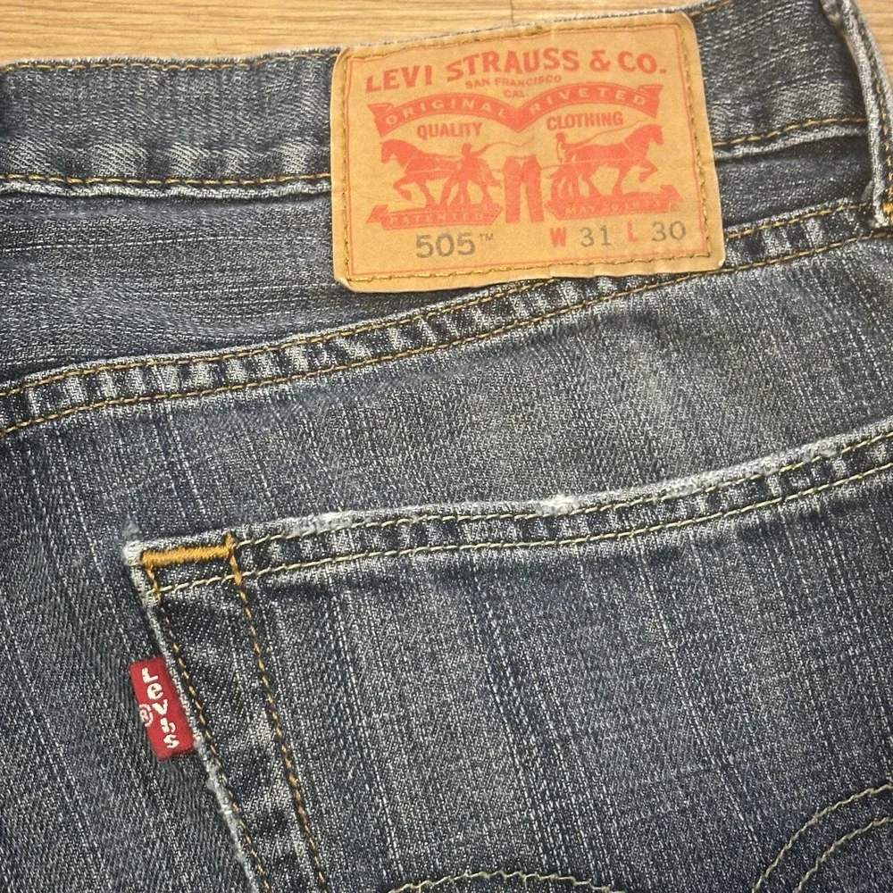 Levi 505 Mens 31x30 Classic Straight‎  Regular Fit Denim Blue Jeans Medium Wash
